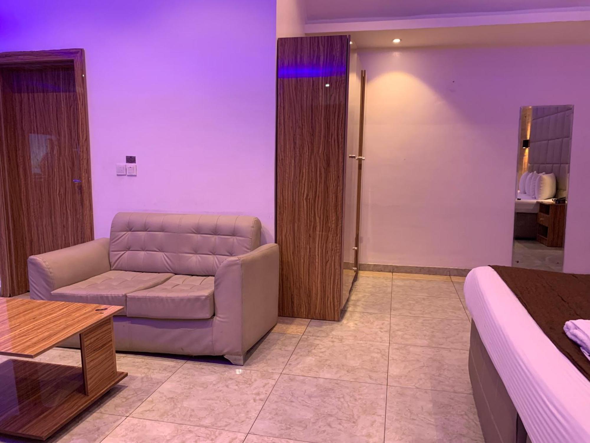 Presken Hotels @ Victoria Island Apese Zewnętrze zdjęcie